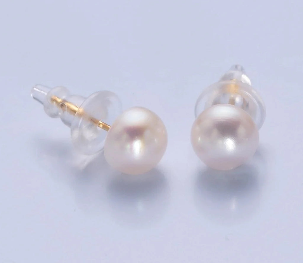 Elizabeth's Pearl Studs